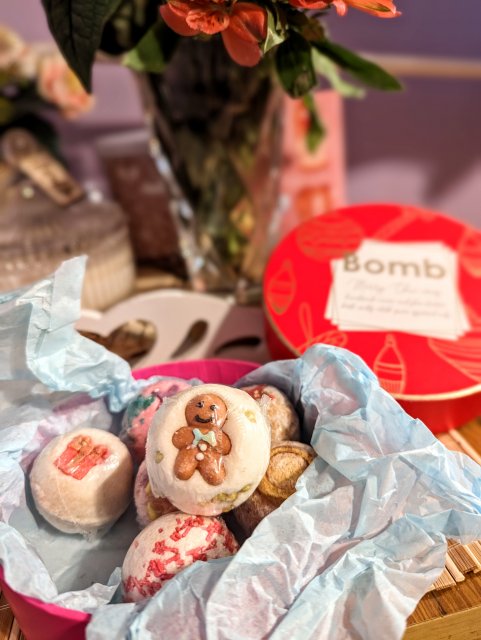 Bomb cosmetics kuleczk kremowa little gingerbread man