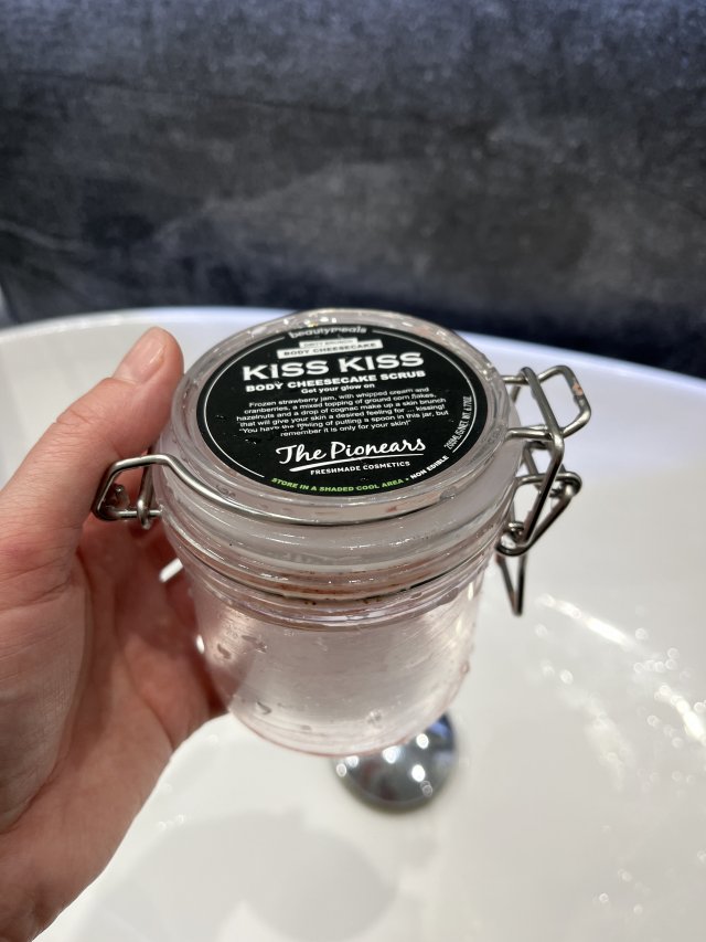 akcja denkowanie! grudzień - kosmetyki w świątecznych opakowaniach i świątecznych kolorach 🎄❄️⛄🎀🎁🎅