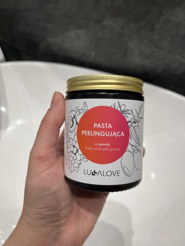 akcja denkowanie! grudzień - kosmetyki w świątecznych opakowaniach i świątecznych kolorach 🎄❄️⛄🎀🎁🎅