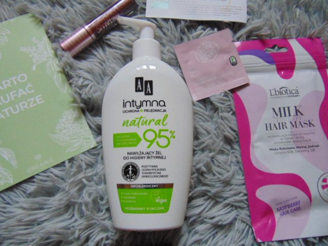 AA Intymna, Żel do higieny intymnej, Natural 95%, Nawilżający 