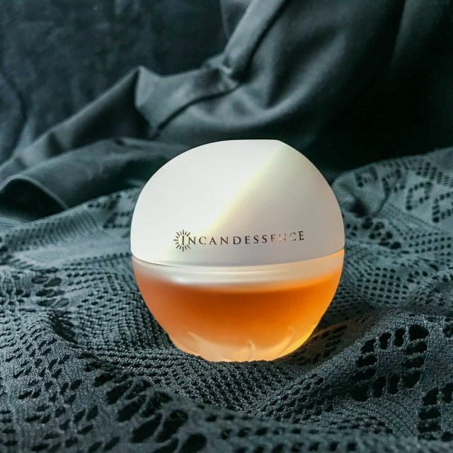 Avon Balsam do ciała, Incandessence