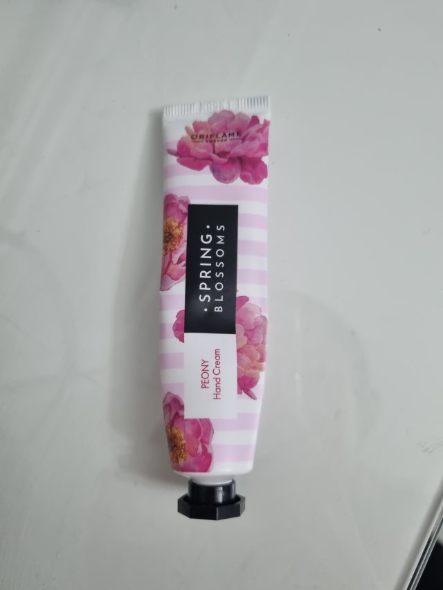 akcja denkowanie! grudzień - kosmetyki w świątecznych opakowaniach i świątecznych kolorach 🎄❄️⛄🎀🎁🎅