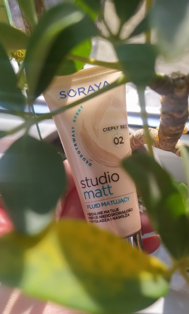 Soraya Studio Matt, Podkład do twarzy, Matujący, nr 02 Ciepły beż