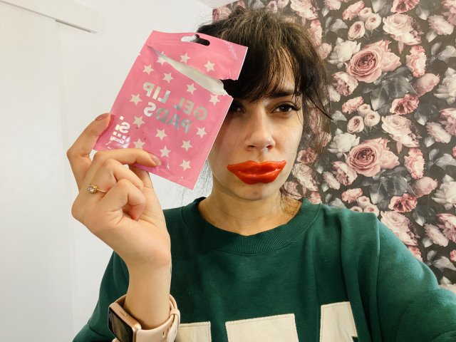 maska zelowa na usta