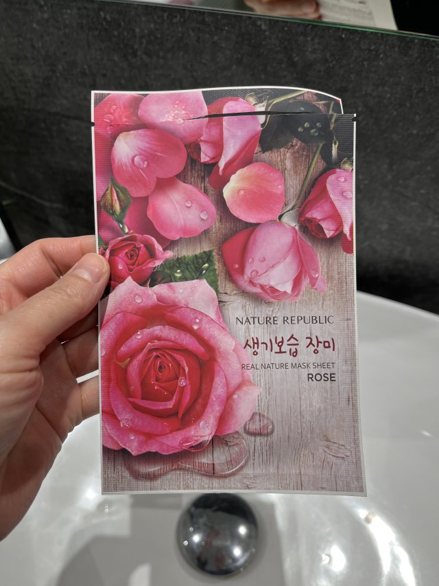 akcja denkowanie! grudzień - kosmetyki w świątecznych opakowaniach i świątecznych kolorach 🎄❄️⛄🎀🎁🎅