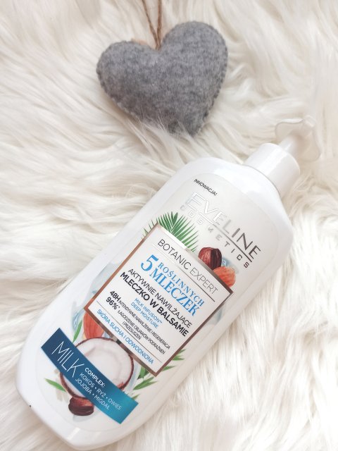 Eveline Eveline, Botanic Expert, Mleczko do ciała w balsamie, Aktywnie nawilżające, 5 roślinnych mleczek