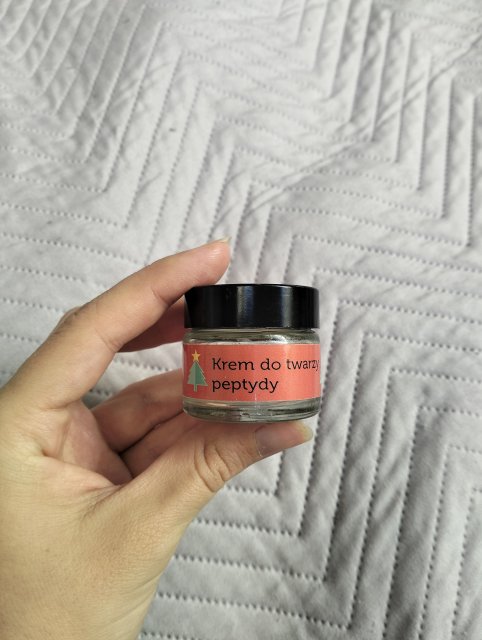 La le Krem do twarzy, Peptydy