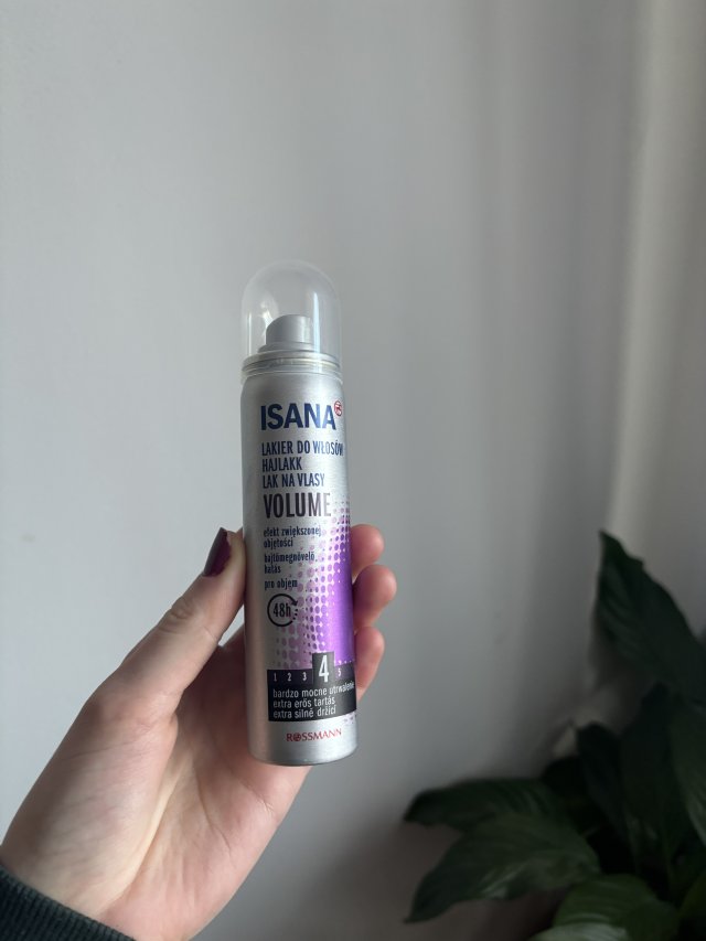 Isana Lakier do włosów, Volume, Efekt zwiększonej objętości