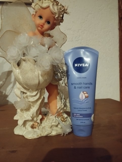 Nivea Krem do rąk, Smooth Hands & Nail Care, Wygładzający, Macadamia Oil & Lotus Flower