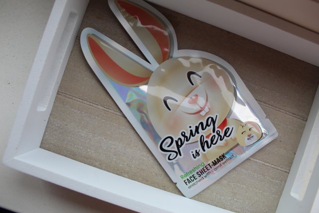 Maxbrands Marketing B.V. Face Sheet Mask, Maseczka do twarzy w płacie, Spring Is Here, Refreshing, Carrot Extract