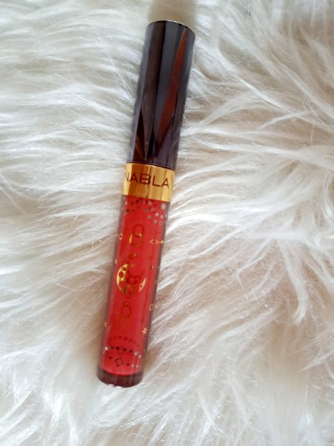 Nabla Pomadka do ust w płynie, Kremowa, Dreamy Creamy Liquid Lipstick, kolor Mood For Love