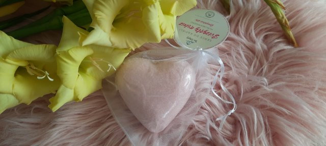 akcja denkowanie! grudzień - kosmetyki w świątecznych opakowaniach i świątecznych kolorach 🎄❄️⛄🎀🎁🎅