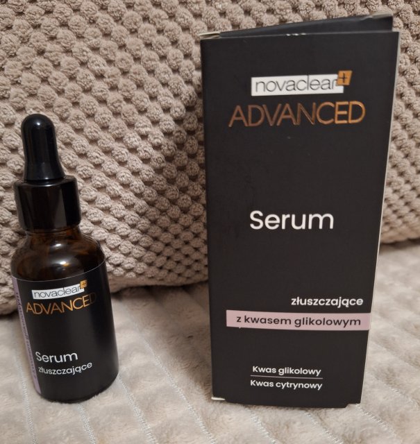 Novaclear Advanced, Serum do twarzy, Złuszczające, Z kwasem glikolowym