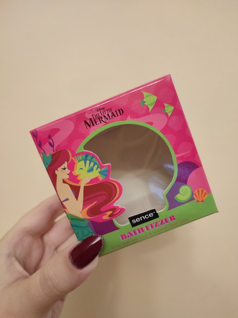 akcja denkowanie! grudzień - kosmetyki w świątecznych opakowaniach i świątecznych kolorach 🎄❄️⛄🎀🎁🎅