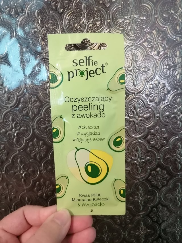 Selfie Project Oczyszczający peeling z awokado. 
