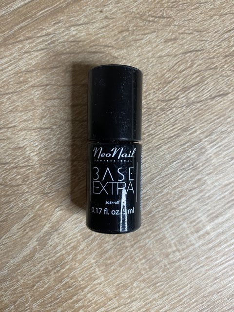Extra base z Neonail , baza hybrydowa 