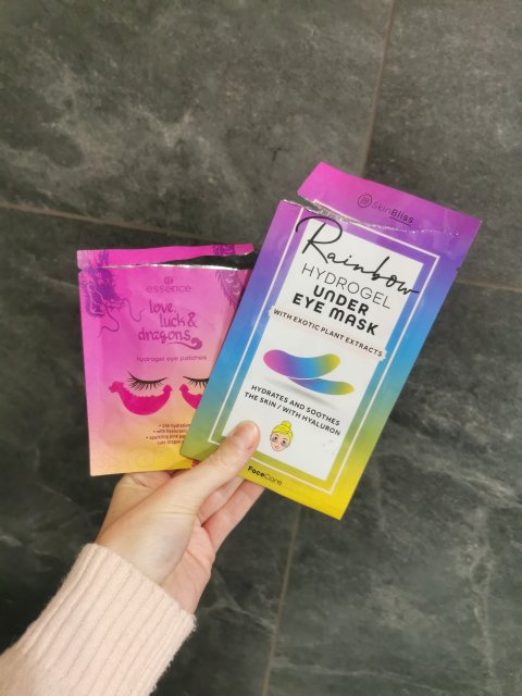 akcja denkowanie! grudzień - kosmetyki w świątecznych opakowaniach i świątecznych kolorach 🎄❄️⛄🎀🎁🎅