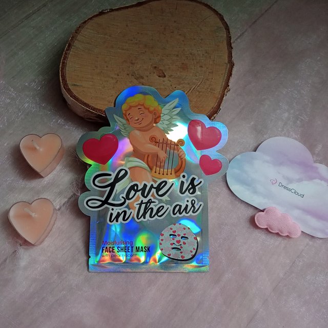 Maxbrands Marketing B.V. Face Sheet Mask, Maseczka do twarzy w płacie, Love is in the Air