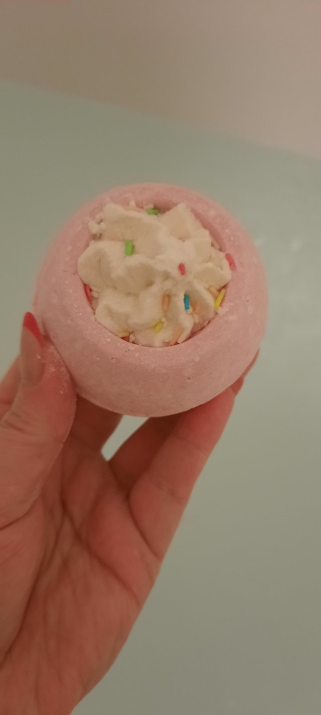 akcja denkowanie! grudzień - kosmetyki w świątecznych opakowaniach i świątecznych kolorach 🎄❄️⛄🎀🎁🎅