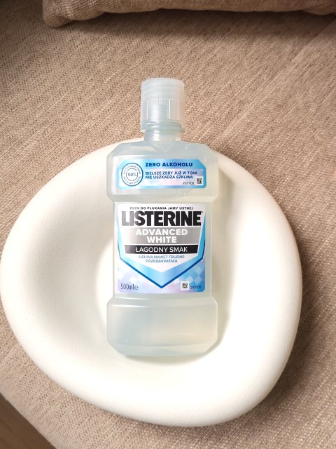 Listerine Płyn do płukania jamy ustnej, Advanced White