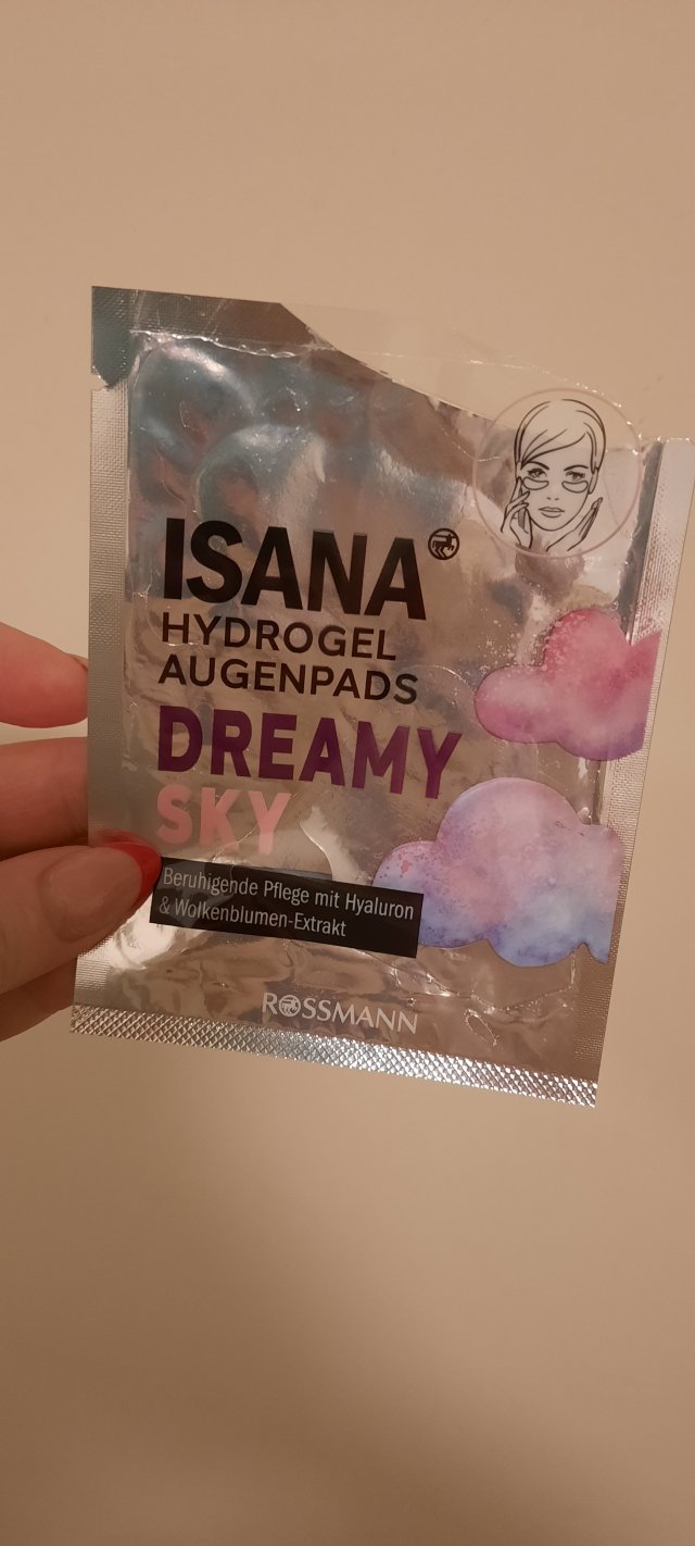 akcja denkowanie! grudzień - kosmetyki w świątecznych opakowaniach i świątecznych kolorach 🎄❄️⛄🎀🎁🎅