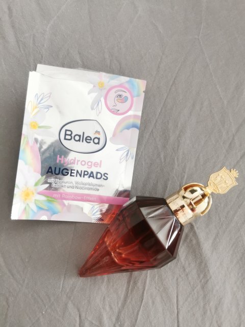 akcja denkowanie! grudzień - kosmetyki w świątecznych opakowaniach i świątecznych kolorach 🎄❄️⛄🎀🎁🎅