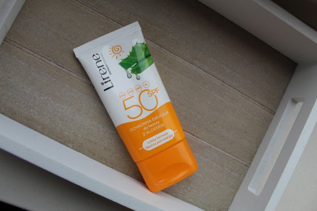Lirene Dermoprogram, Emulsja do twarzy, Ochronna, Lekka formuła, Z aloesem, SPF50
