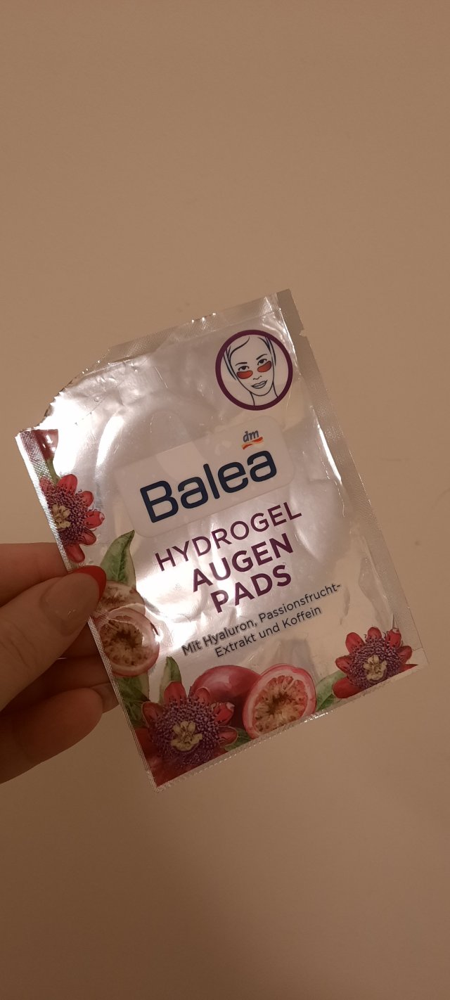 akcja denkowanie! grudzień - kosmetyki w świątecznych opakowaniach i świątecznych kolorach 🎄❄️⛄🎀🎁🎅