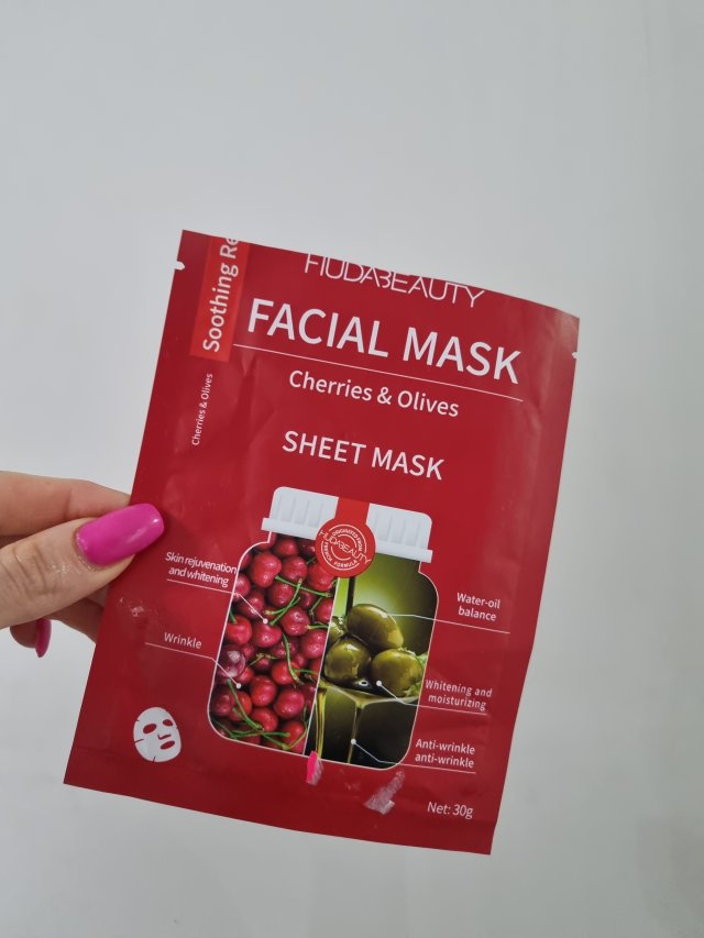 akcja denkowanie! grudzień - kosmetyki w świątecznych opakowaniach i świątecznych kolorach 🎄❄️⛄🎀🎁🎅