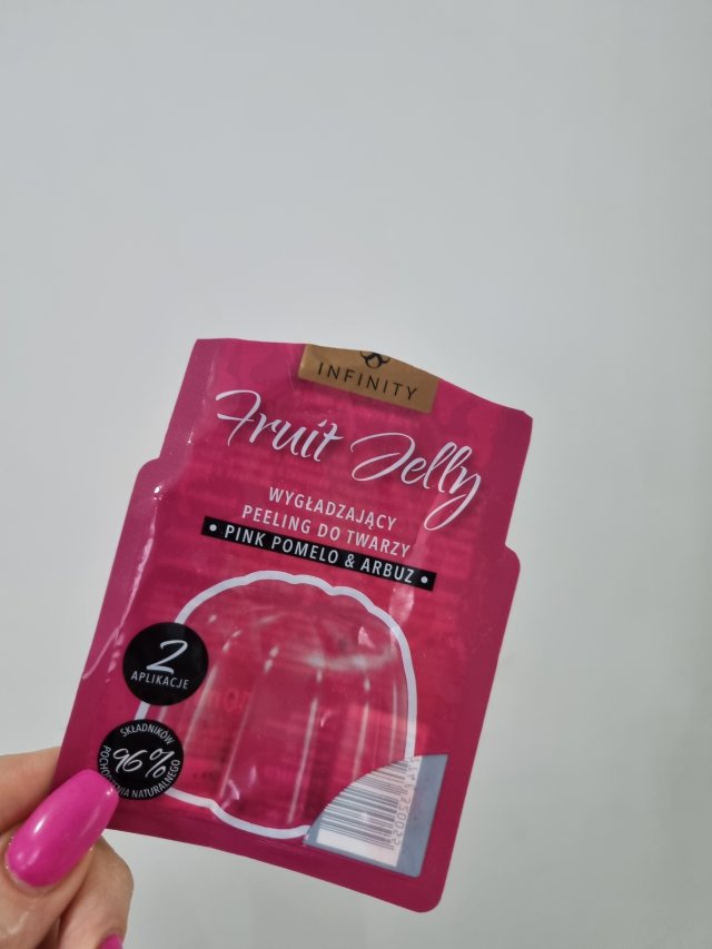 akcja denkowanie! grudzień - kosmetyki w świątecznych opakowaniach i świątecznych kolorach 🎄❄️⛄🎀🎁🎅