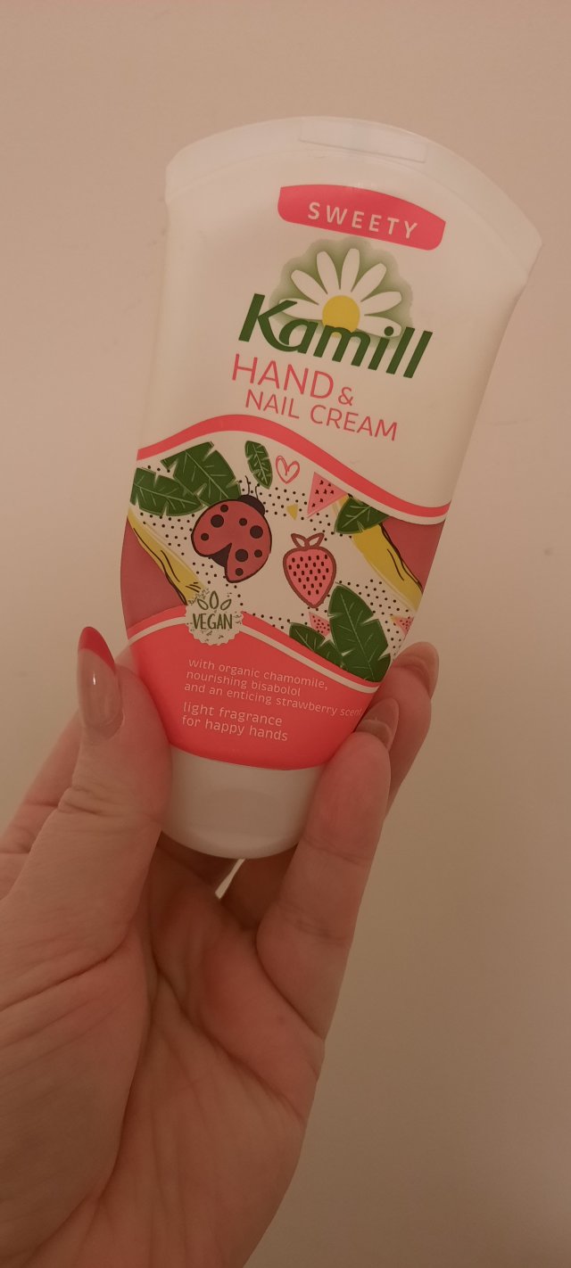 akcja denkowanie! grudzień - kosmetyki w świątecznych opakowaniach i świątecznych kolorach 🎄❄️⛄🎀🎁🎅