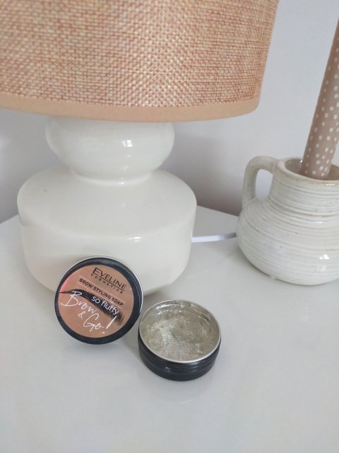 Eveline Brow&Go, Mydełko do brwi, So Fluffy, Brow Styling Soap