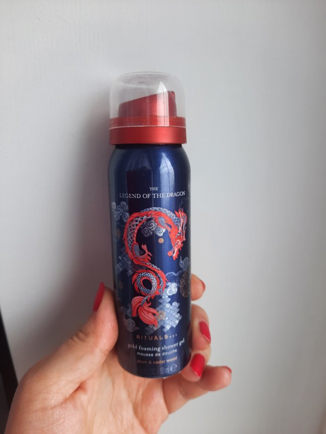 akcja denkowanie! grudzień - kosmetyki w świątecznych opakowaniach i świątecznych kolorach 🎄❄️⛄🎀🎁🎅