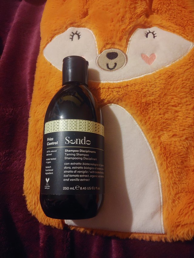 Sendo Szampon do włosów, Taming, Zapobiegający puszeniu się włosów 