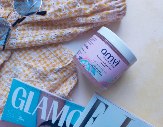 AMVI Cosmetics Peeling do ciała, Kwiatowy, Z olejami, Do każdego rodzaju skóry