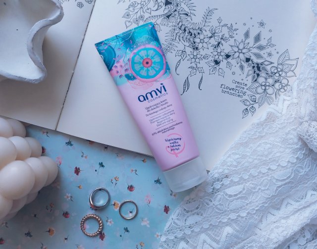 AMVI Cosmetics Krem do dekoltu i biustu, Ujędrniający, Do każdego rodzaju skóry