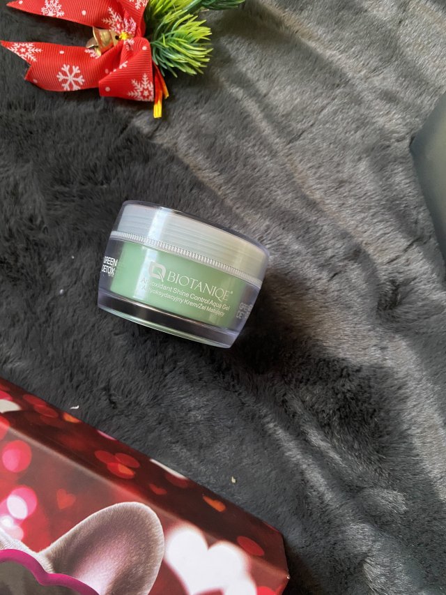 Biotaniqe Green Detox, Krem-żel do twarzy, Antyoksydacyjny, Matujący