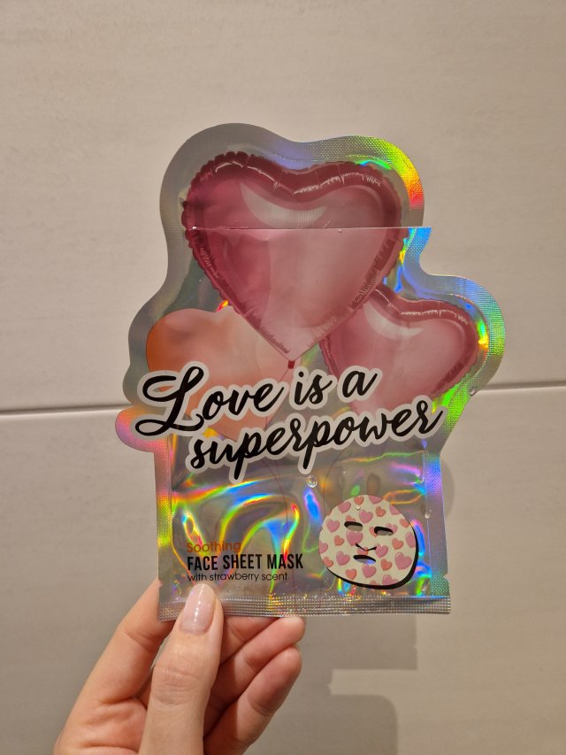 akcja denkowanie! grudzień - kosmetyki w świątecznych opakowaniach i świątecznych kolorach 🎄❄️⛄🎀🎁🎅