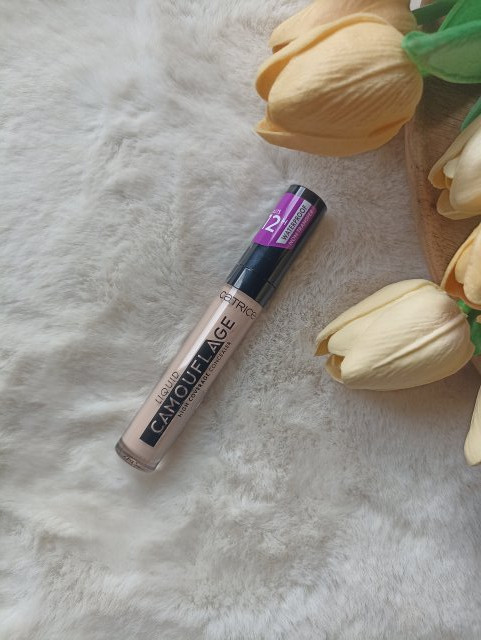 Catrice Liquid Camouflage, Korektor w płynie, nr 005 Light Natural