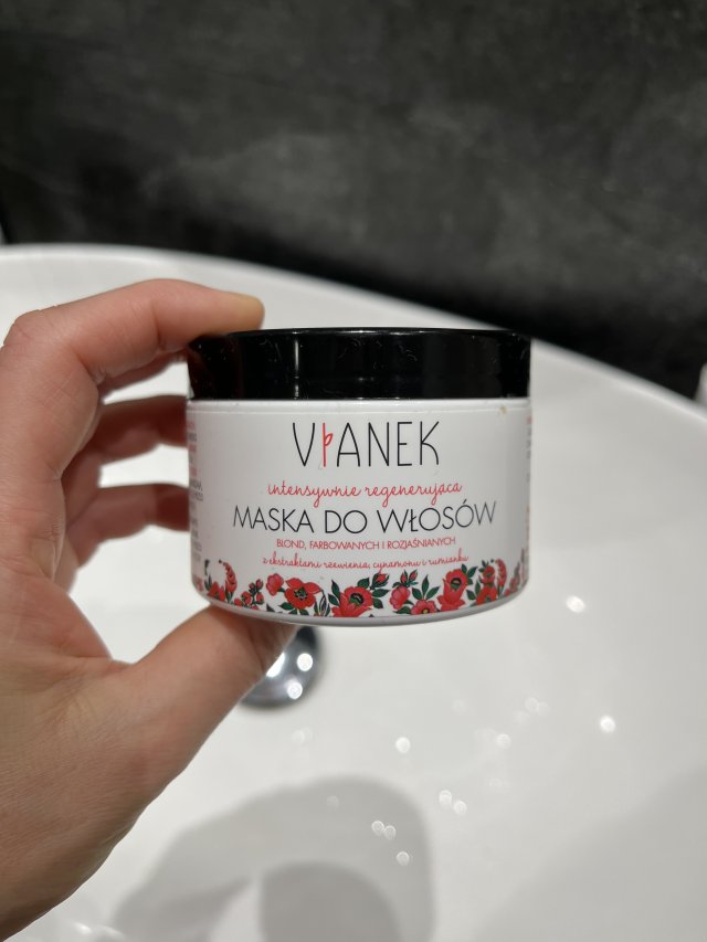 akcja denkowanie! grudzień - kosmetyki w świątecznych opakowaniach i świątecznych kolorach 🎄❄️⛄🎀🎁🎅