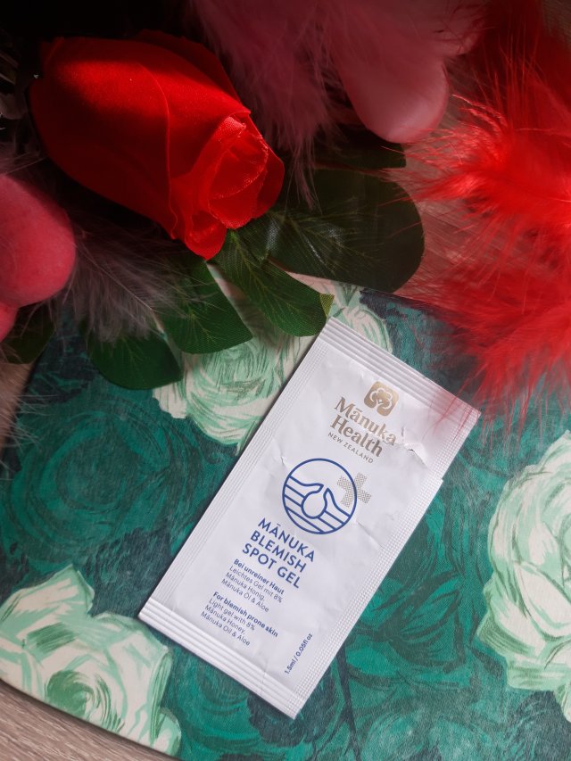 Mānuka Health Żel punktowy na niedoskonałości, Mānuka Blemish Spot Gel, Z miodem Manuka MGO