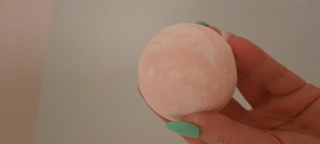 Denkowanie część druga :) Grudzień, kosmetyki w świątecznych opakowaniach lub w świątecznych kolorach: czerwonym, zielonym i złotym 