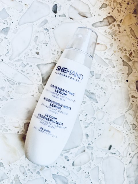 SheHand Serum do rąk, Regenerujące, Do spierzchniętej i spękanej skóry dłoni, Shea, mocznik 5% i bogactwo olejów