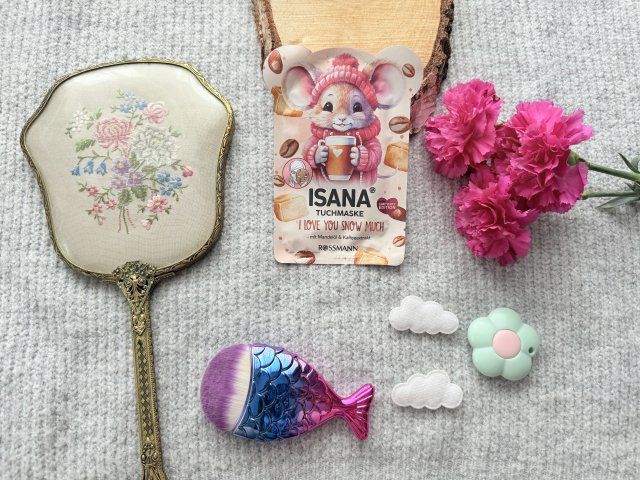 Isana I love you snow much, Maska w płachcie z olejem migdałowym i ekstraktem z kawy 