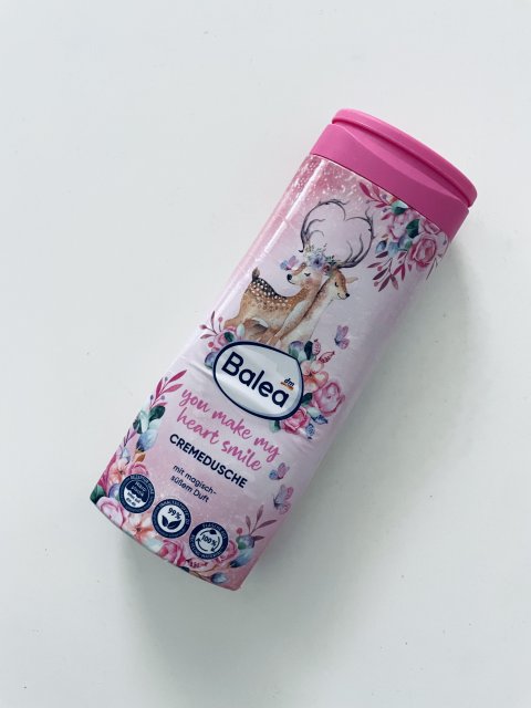 Denkowanie część druga :) Grudzień, kosmetyki w świątecznych opakowaniach lub w świątecznych kolorach: czerwonym, zielonym i złotym 