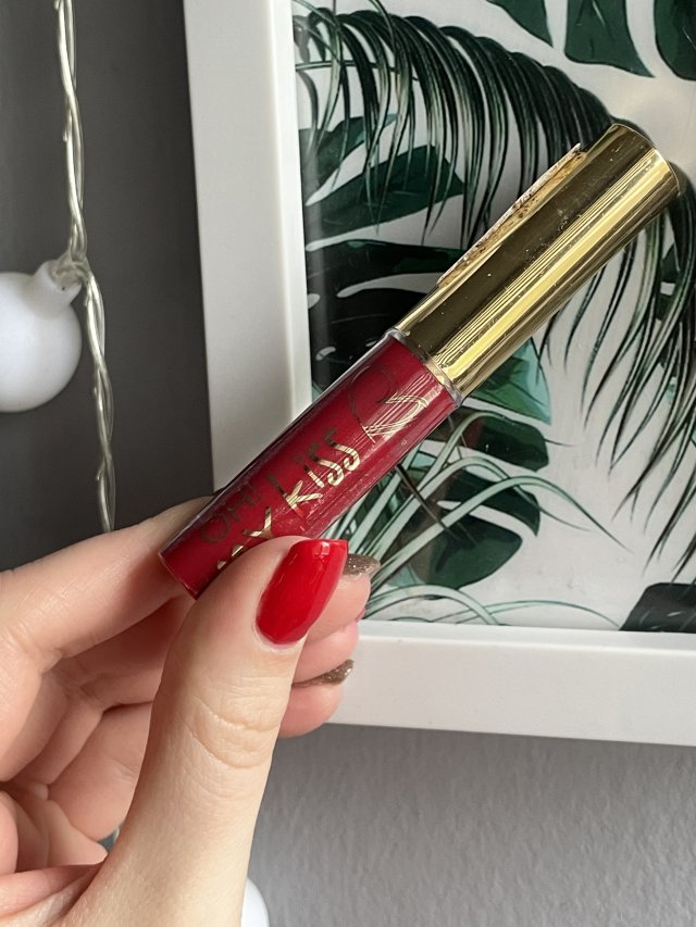 Eveline Oh! My Kiss Lipstick, Pomadka do ust z balsamem, 2w1, nr 11