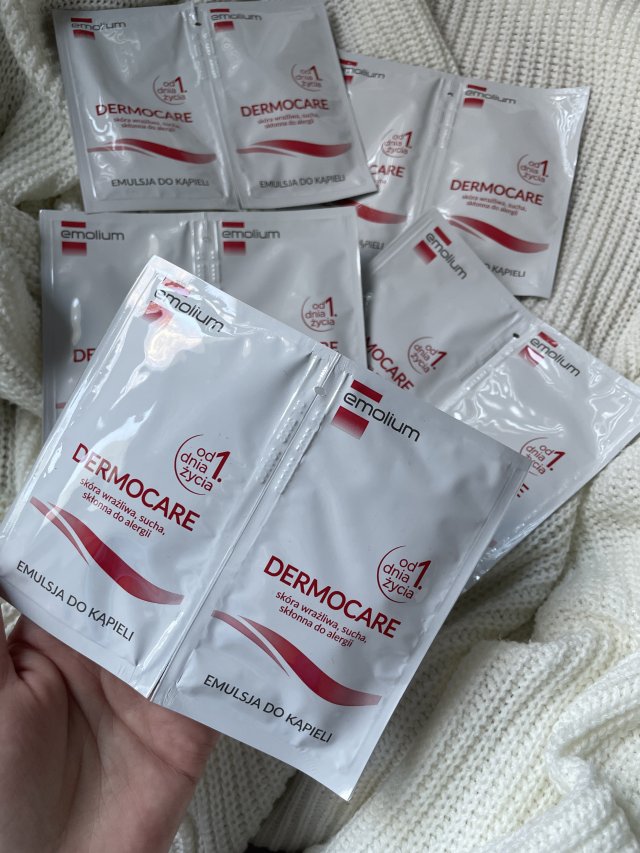 Emolium Dermocare, Emulsja do kąpieli, Skóra wrażliwa, sucha, skłonna do alergii 