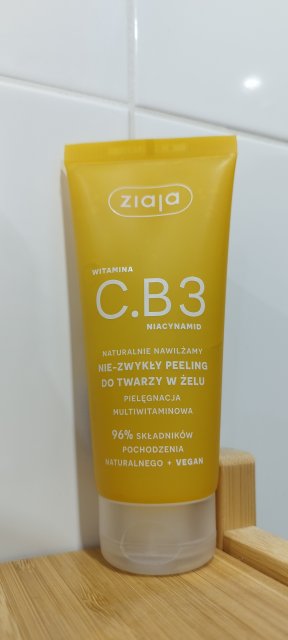 Ziaja ZIAJA C.B3 NIE-ZWYKŁY PEELING DO TWARZY W ŻELU