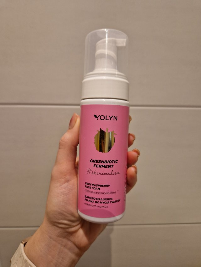 Denkowanie część druga :) Grudzień, kosmetyki w świątecznych opakowaniach lub w świątecznych kolorach: czerwonym, zielonym i złotym 