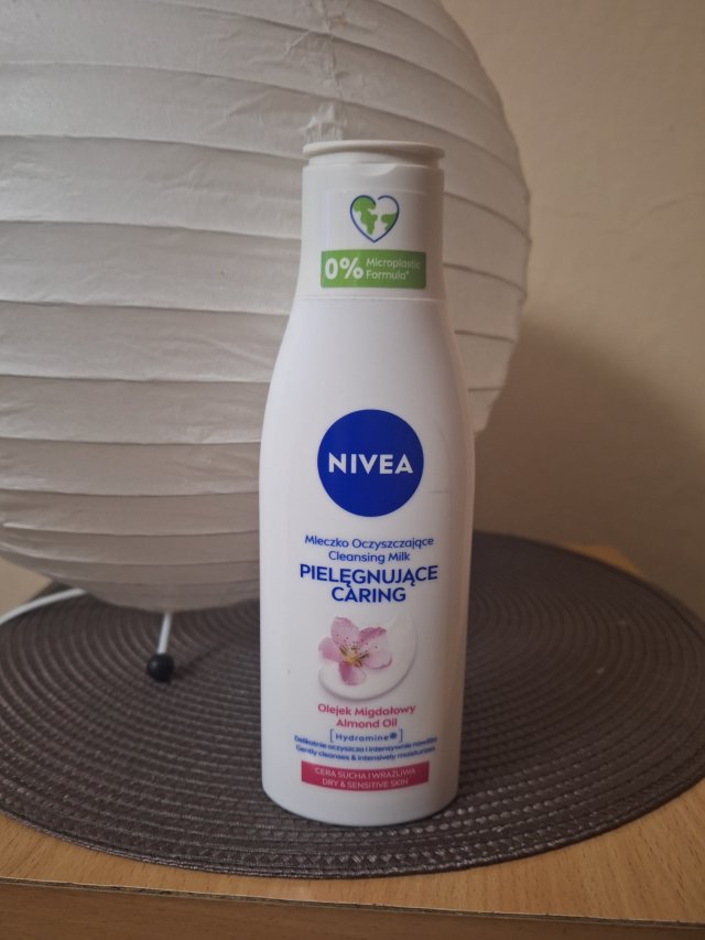 Nivea Mleczko oczyszczające do demakijażu, Cera sucha i wrażliwa